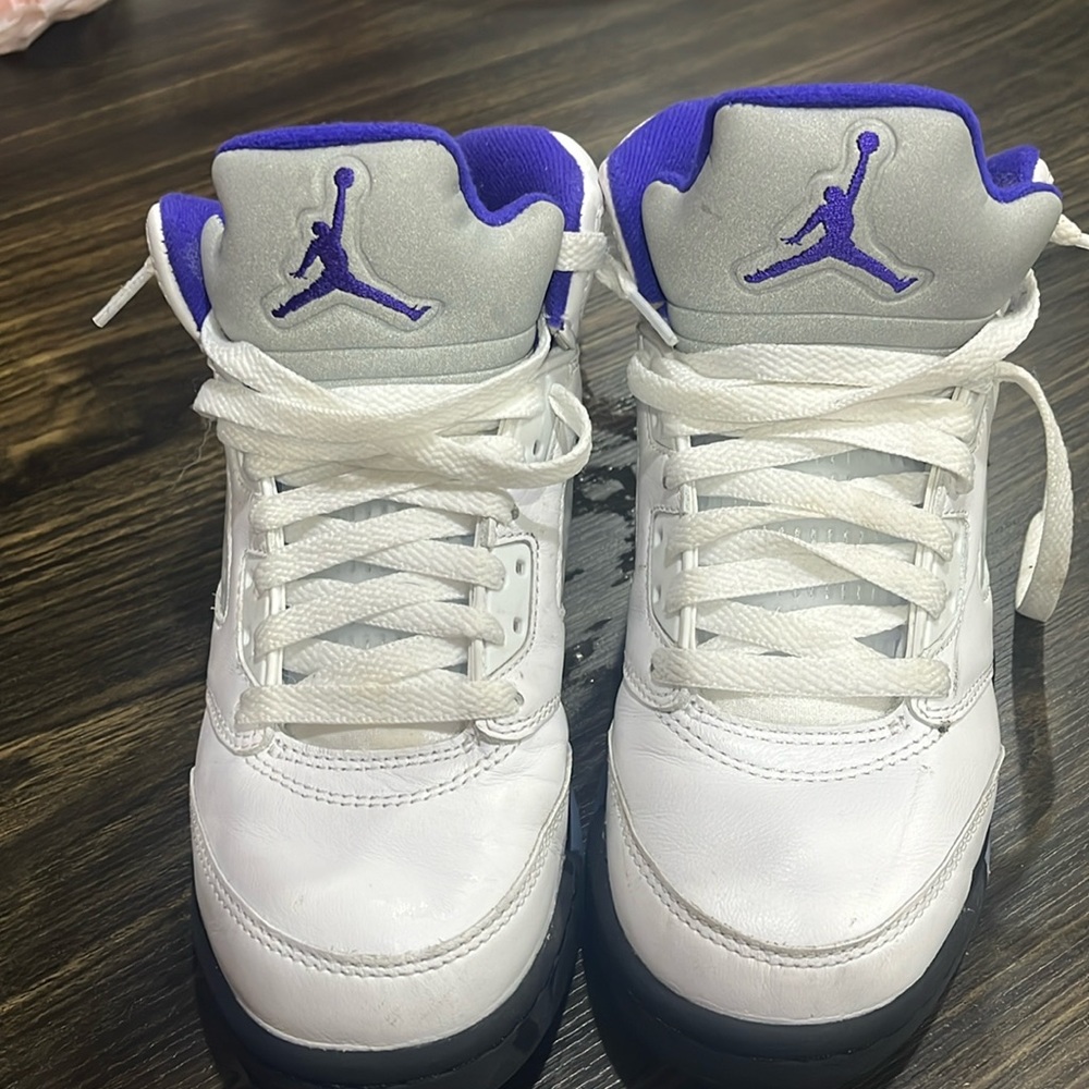 Boys Size 5.5 Air Jordan 5 Retro GS Concord